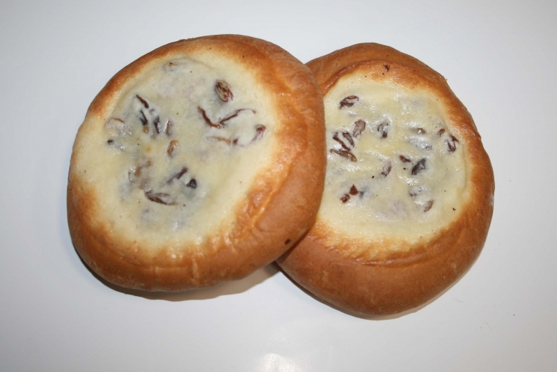 Булачка «Смятанная» з разынкамі