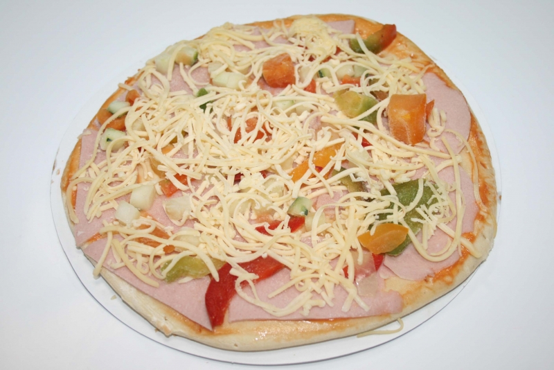 п/ф піца «Сталічная» з каўбасой 0.3ТП