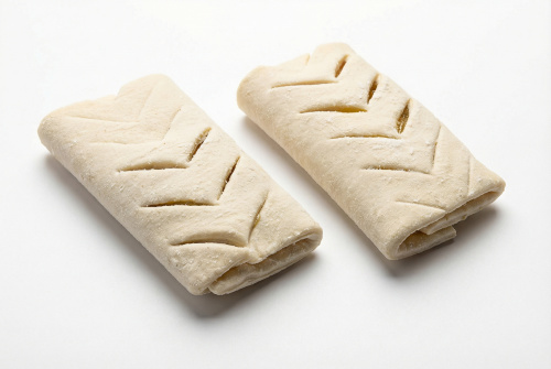 Полуфабрикат Тестовые заготовки замороженные для слойки "Стольная" с наполнителем абрикос